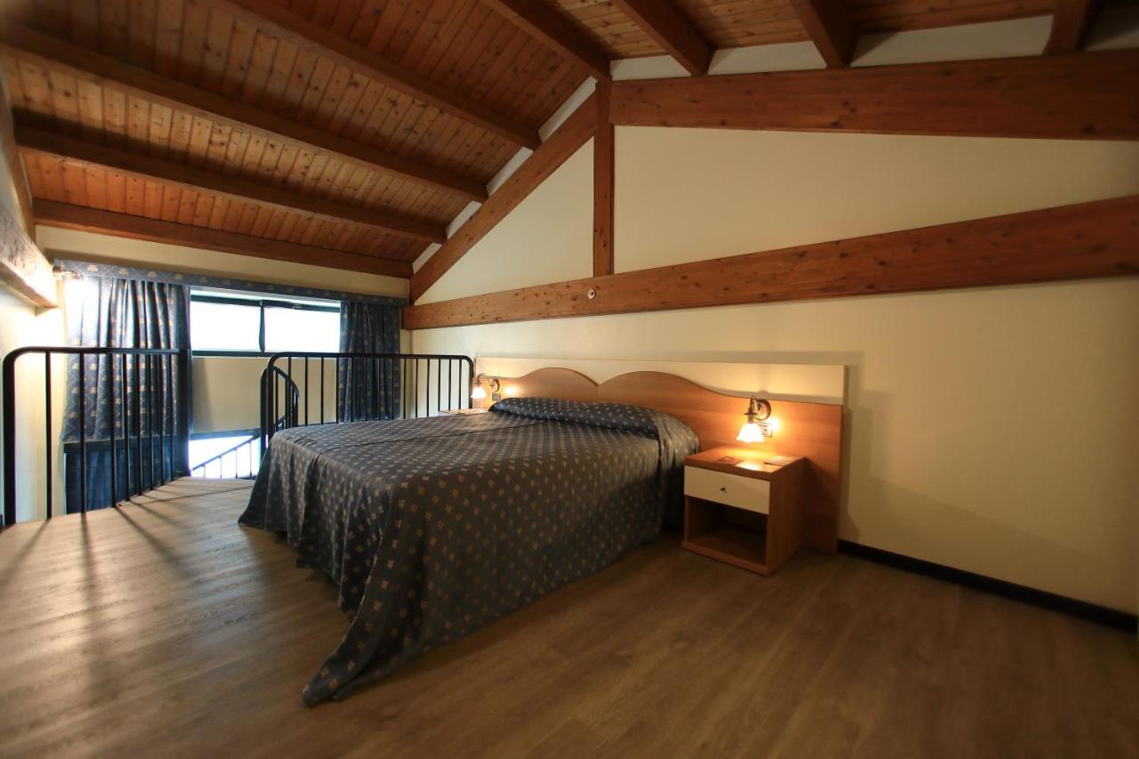 Hotel Eden Valeggio sul Mincio Buitenkant foto