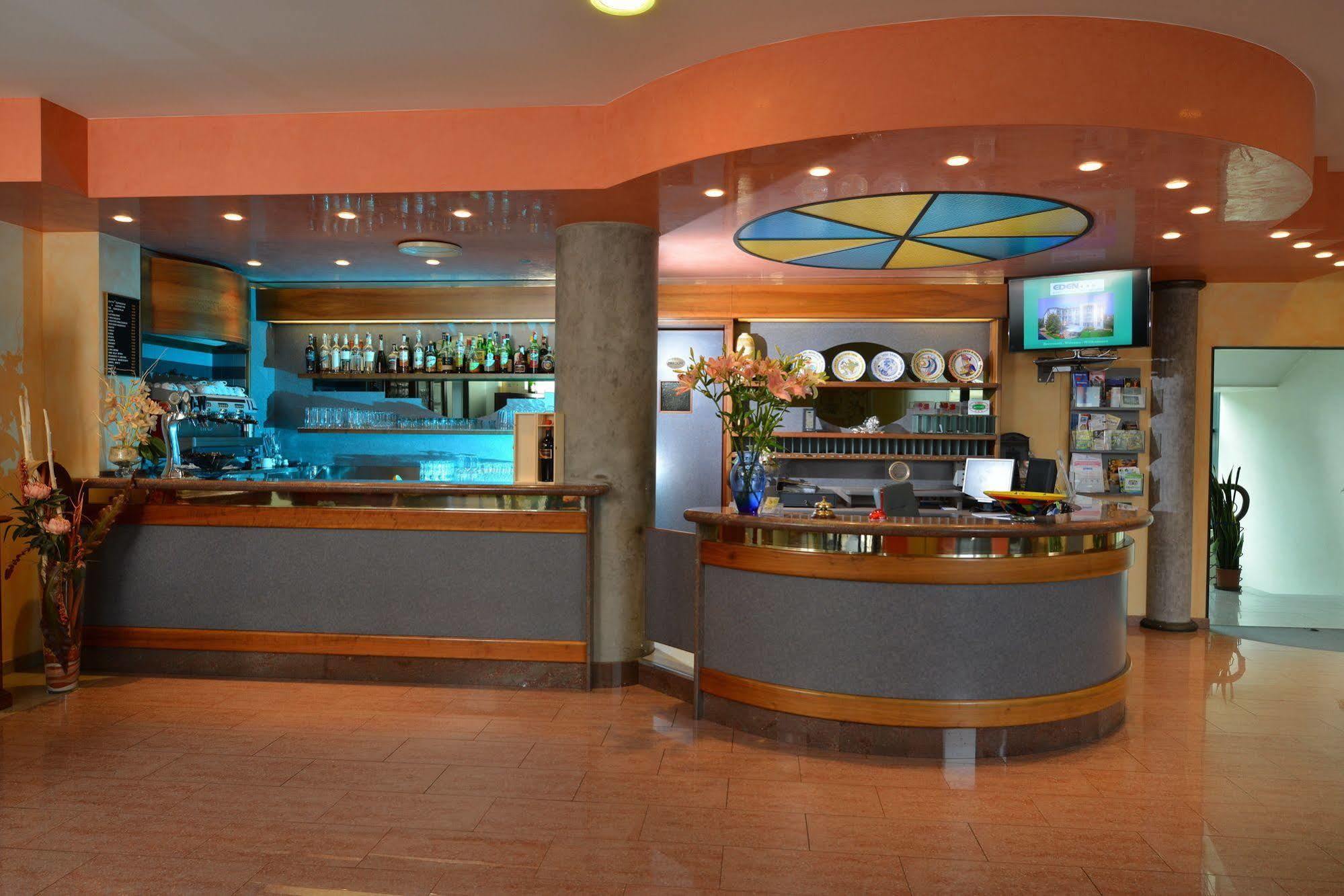 Hotel Eden Valeggio sul Mincio Buitenkant foto