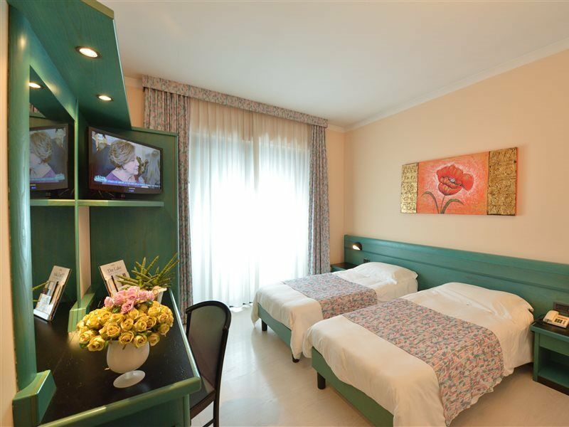 Hotel Eden Valeggio sul Mincio Buitenkant foto